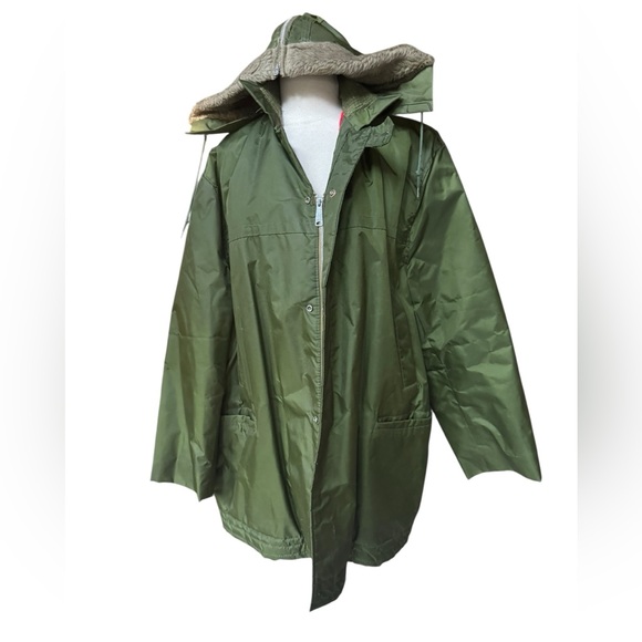 1970s Golden‎ Fleece Hooded Army Green Parka Jacket w/Removeable Fur-Like Hood